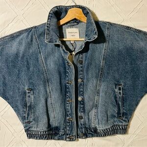 Cropped oversized denim jacket size small